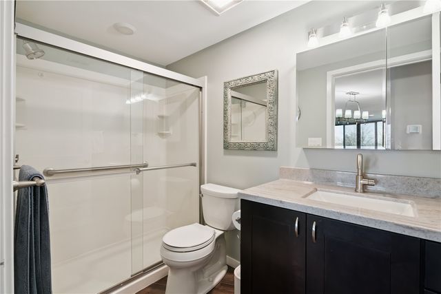 820 Club House Drive 3F, North Liberty, IA 52317