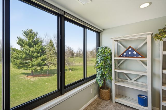 820 Club House Drive 3F, North Liberty, IA 52317