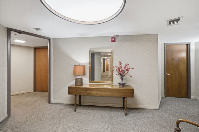 820 Club House Drive 3F, North Liberty, IA 52317