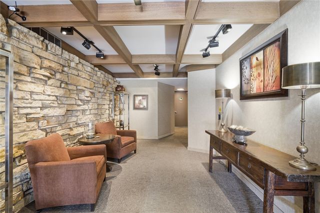 820 Club House Drive 3F, North Liberty, IA 52317