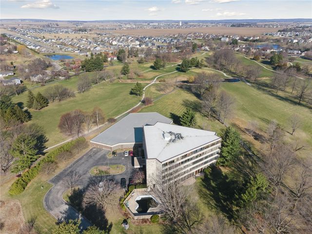 820 Club House Road 3F, North Liberty, IA 52317