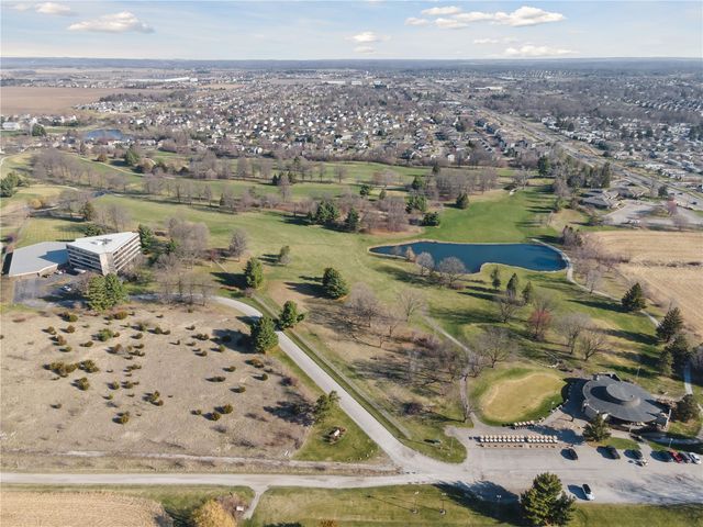 820 Club House Road 3F, North Liberty, IA 52317