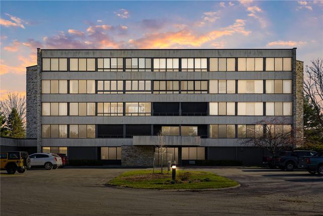 820 Club House Road 3F, North Liberty, IA 52317