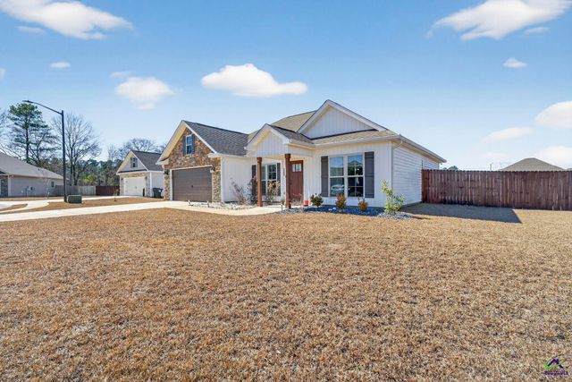 209 Huxley Terrace, Bonaire, GA 31005