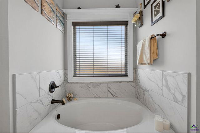 209 Huxley Terrace, Bonaire, GA 31005