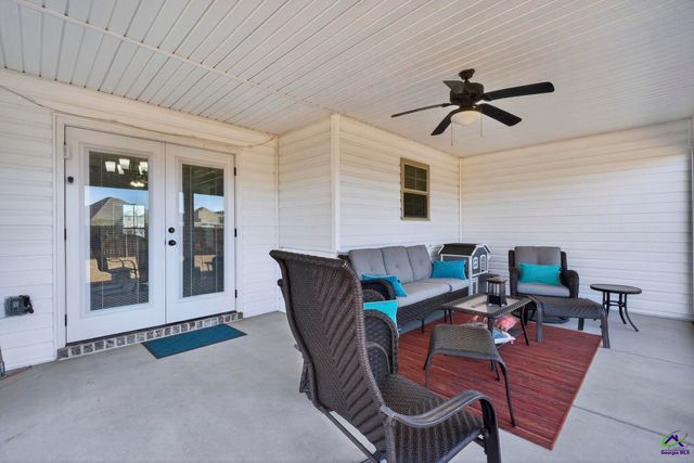 209 Huxley Terrace, Bonaire, GA 31005