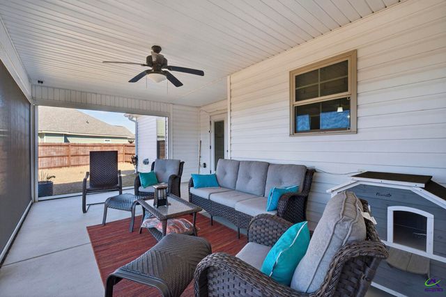 209 Huxley Terrace, Bonaire, GA 31005