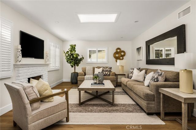 17588 Santa Paula, Fountain Valley, CA 92708