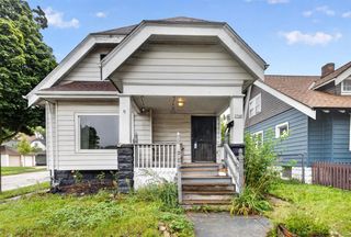 3760 N 25th STREET, Milwaukee, WI 53206
