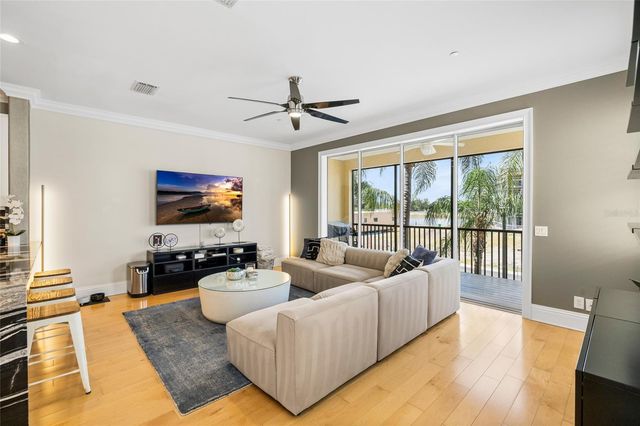 1171 VENETIAN HARBOR DRIVE NE, St Petersburg, FL 33702