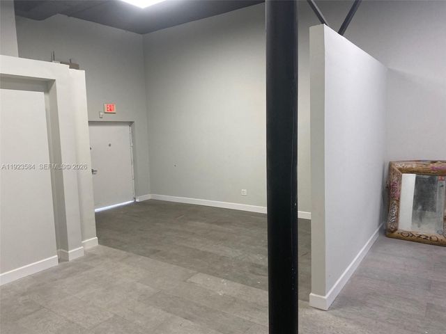 181 NW 36 ST, Miami, FL 33127