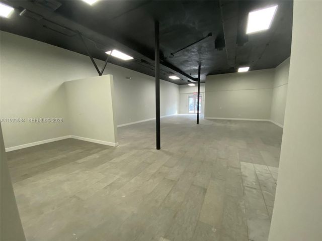 181 NW 36 ST, Miami, FL 33127