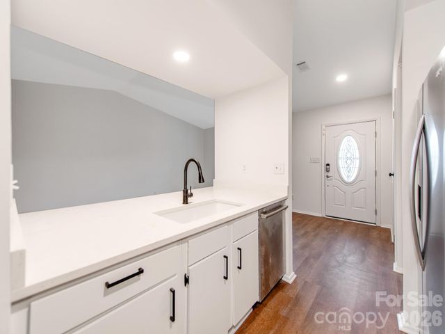 7829 Cloughy Circle, Charlotte, NC 28212