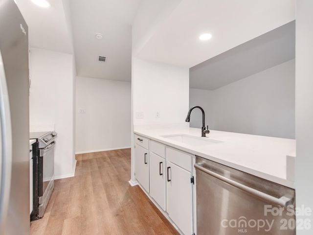 7829 Cloughy Circle, Charlotte, NC 28212