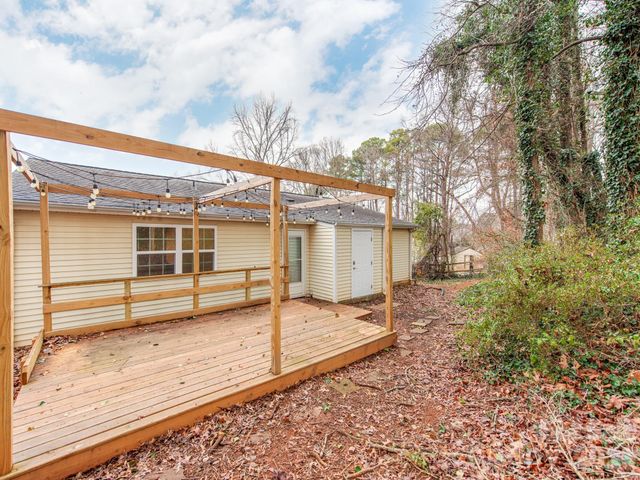 7829 Cloughy Circle, Charlotte, NC 28212