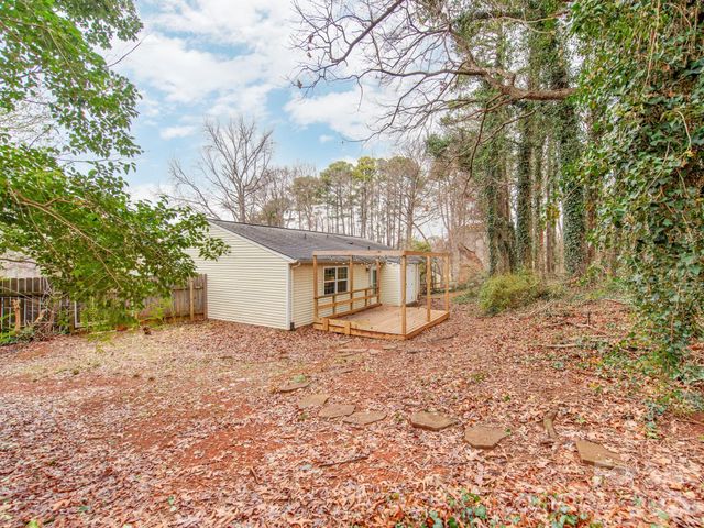 7829 Cloughy Circle, Charlotte, NC 28212