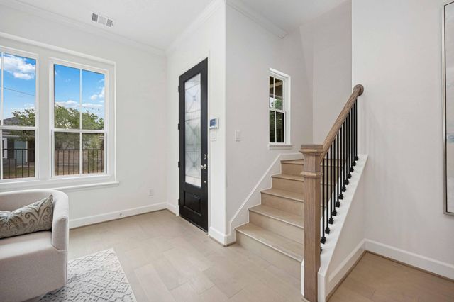 1307 Beachton Street, Houston, TX 77007