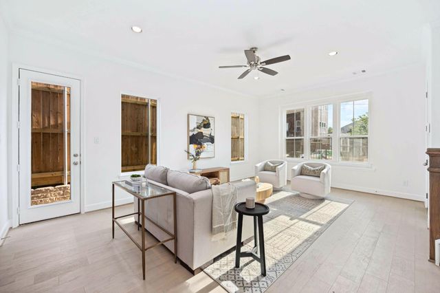 1307 Beachton Street, Houston, TX 77007