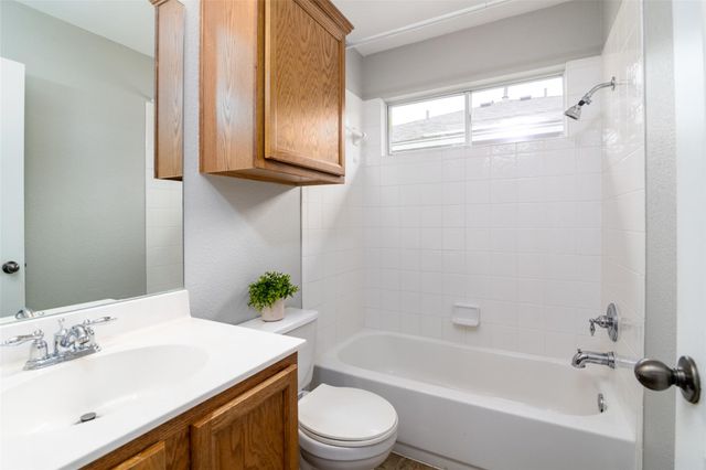 2119 Campfield PKWY, Austin, TX 78745