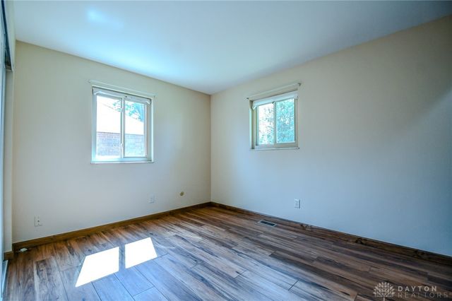 2758 Wyoming Drive, Xenia, OH 45385