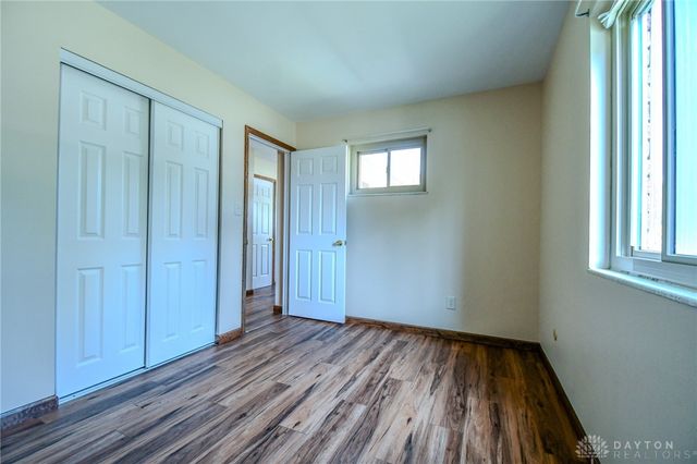 2758 Wyoming Drive, Xenia, OH 45385