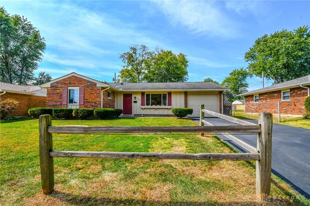 2758 Wyoming Drive, Xenia, OH 45385