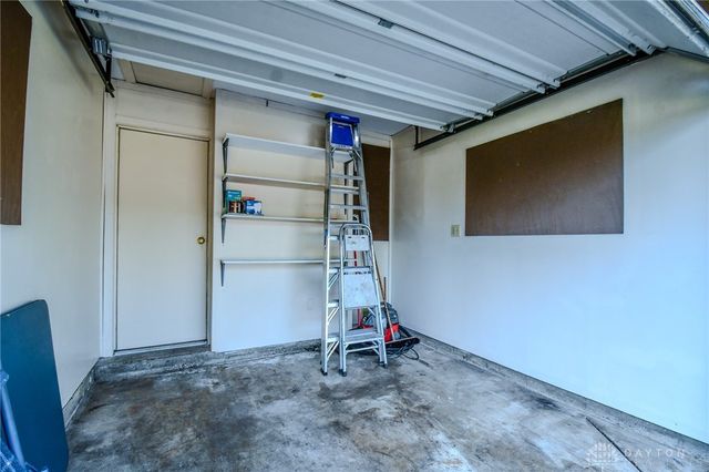 2758 Wyoming Drive, Xenia, OH 45385