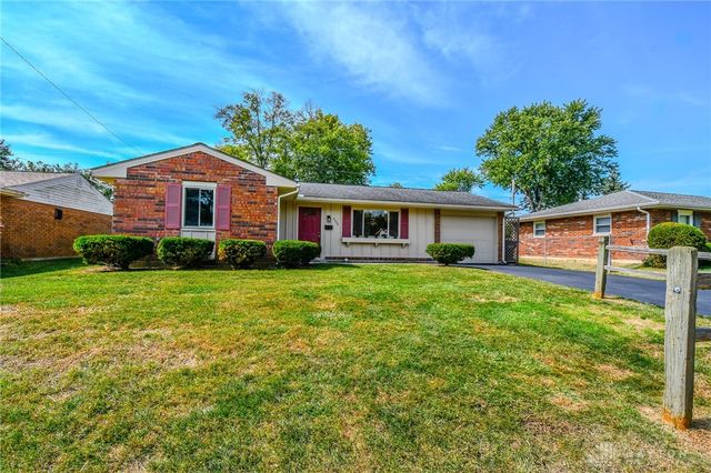 2758 Wyoming Drive, Xenia, OH 45385