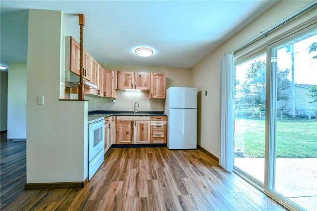 2758 Wyoming Drive, Xenia, OH 45385