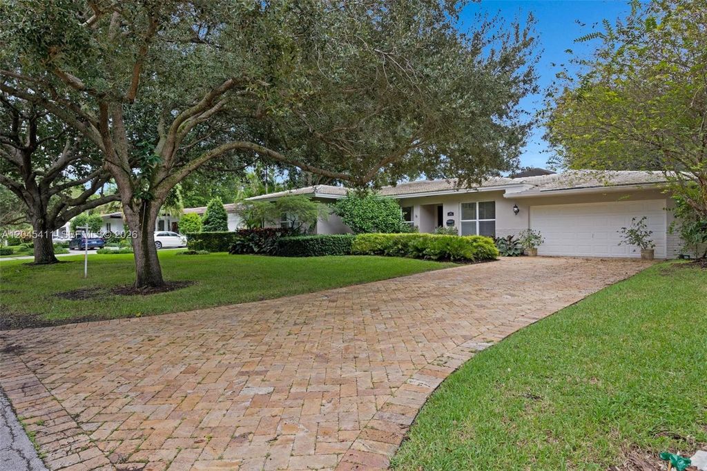1246 Algardi Avenue, Coral Gables, FL 33146