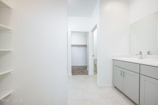 12490 W Gini Lane, Marana, AZ 85653