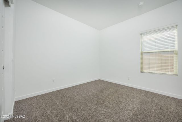 12490 W Gini Lane, Marana, AZ 85653