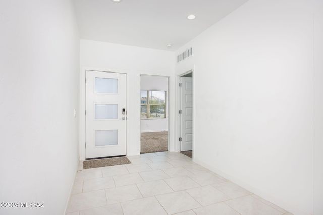 12490 W Gini Lane, Marana, AZ 85653