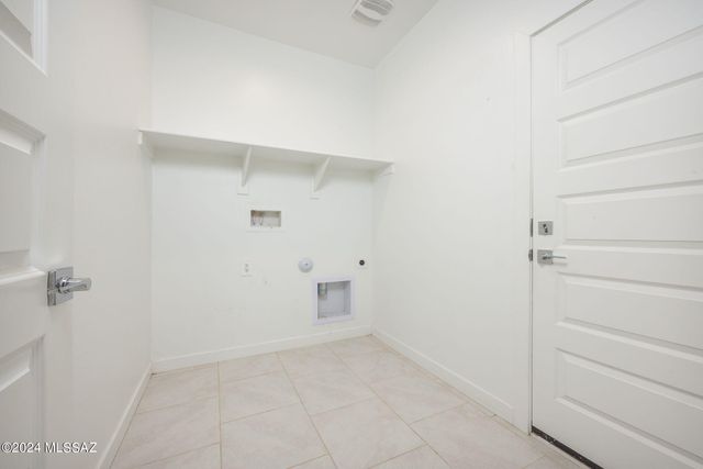 12490 W Gini Lane, Marana, AZ 85653