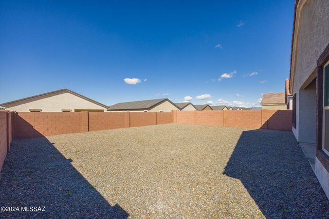 12490 W Gini Lane, Marana, AZ 85653