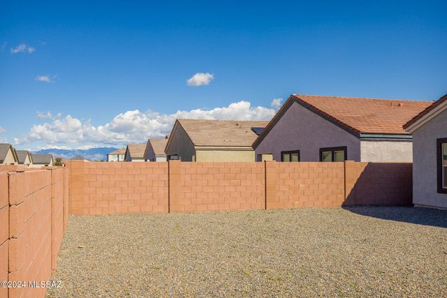 12490 W Gini Lane, Marana, AZ 85653