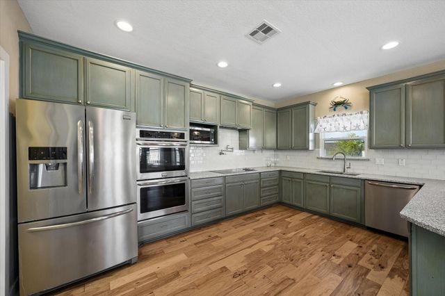 126 Driftwood Road, Freeport, TX 77541