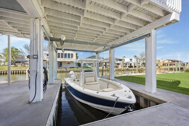 126 Driftwood Road, Freeport, TX 77541