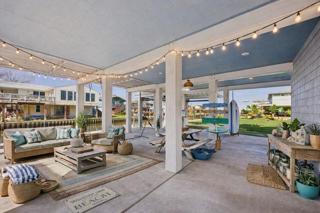 126 Driftwood Road, Freeport, TX 77541