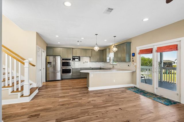 126 Driftwood Road, Freeport, TX 77541