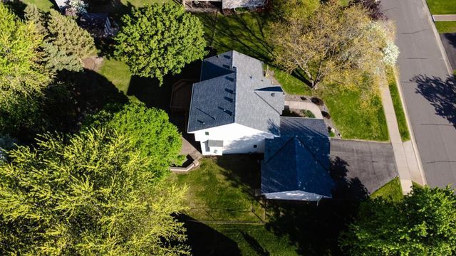 13374 Zachman Drive, Rogers, MN 55374