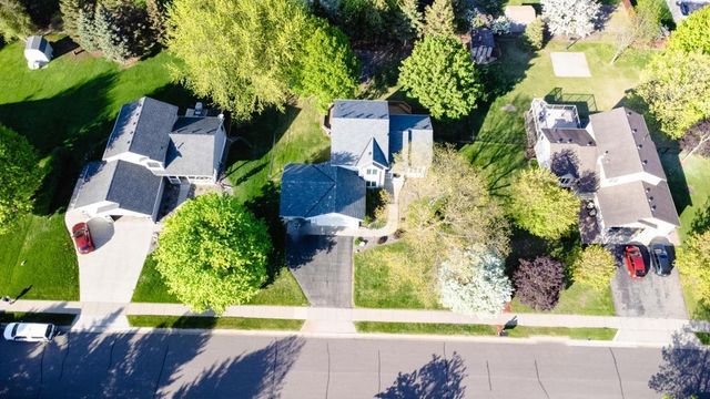 13374 Zachman Drive, Rogers, MN 55374