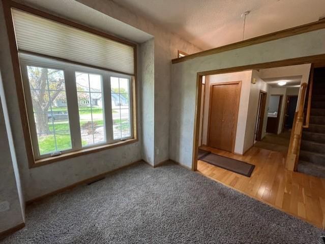 13374 Zachman Drive, Rogers, MN 55374