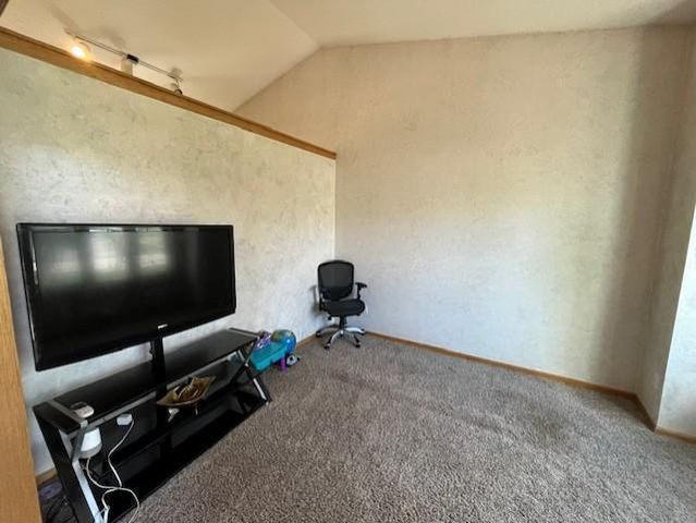13374 Zachman Drive, Rogers, MN 55374