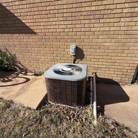 5205 N Brunson Street, Oklahoma City, OK 73112