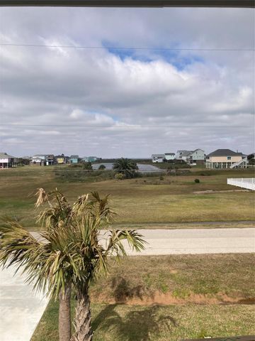 18307 Warrior Road, Galveston, TX 77554
