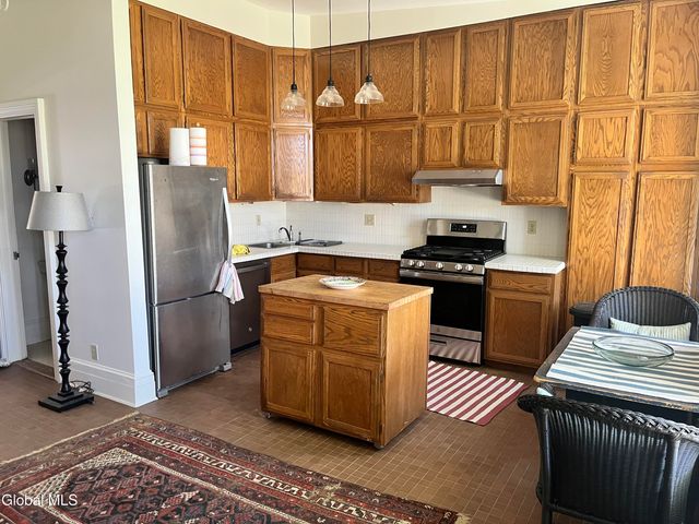 375 Hudson Avenue, Albany, NY 12210