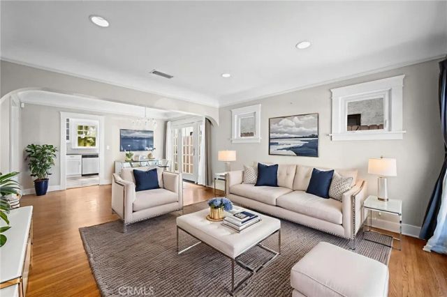 178 Corona Avenue, Long Beach, CA 90803