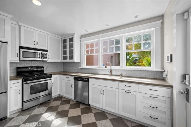 178 Corona Avenue, Long Beach, CA 90803