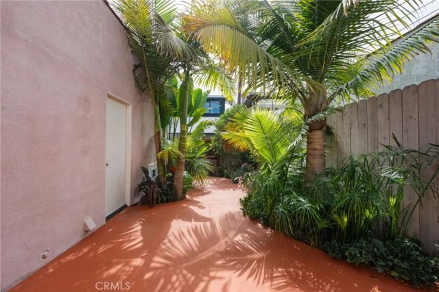 178 Corona Avenue, Long Beach, CA 90803
